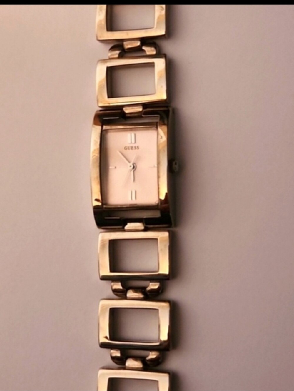 Vintage Guess Women's Silver & Pink Watch - Picture 5 of 5